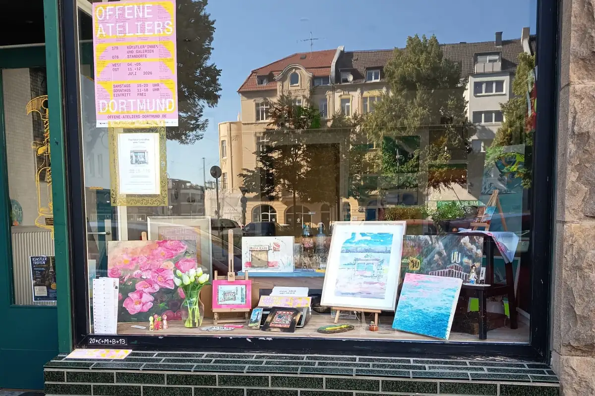 Das Finch Atelier in Dortmund · Schaufenster mit Werken